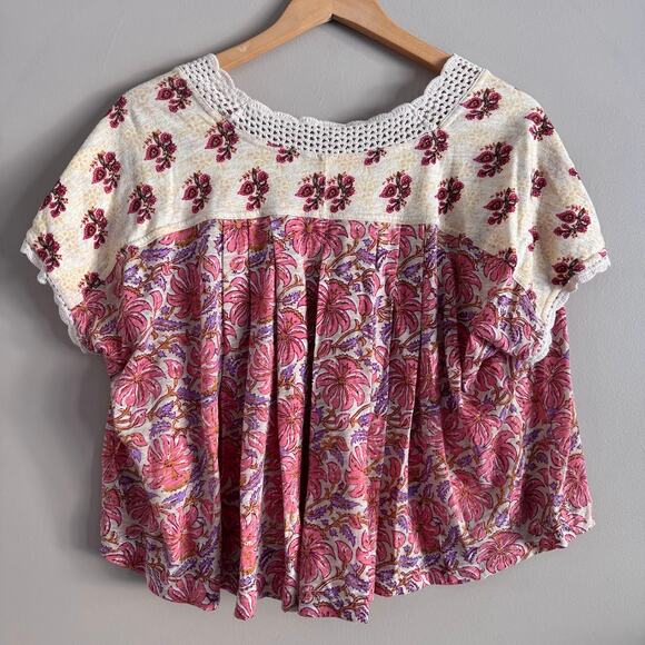 Free People Boho Cropped V Neck Top Leilani Floral Crochet Trim Blouse Medium - Picture 3 of 5